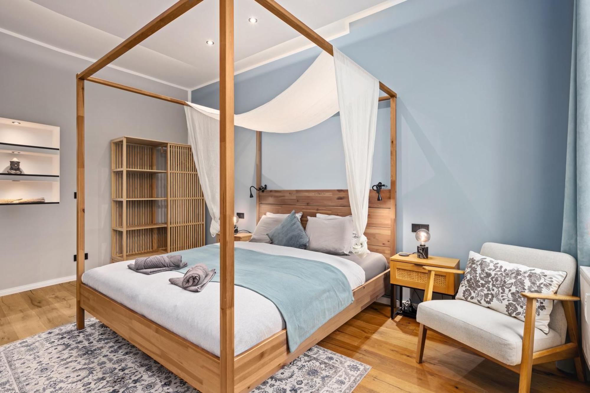 Edler Wohnraum Luxurioeses Stadtstudio Mit Balkon, Kaffeevollautomat & Klima ซวิคเคา ภายนอก รูปภาพ